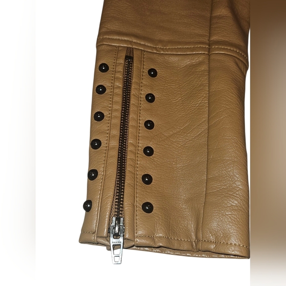 Colleen Lopez Polyurethane Jacket with Stud Accents Brown Size L Exellent - Picture 5 of 11